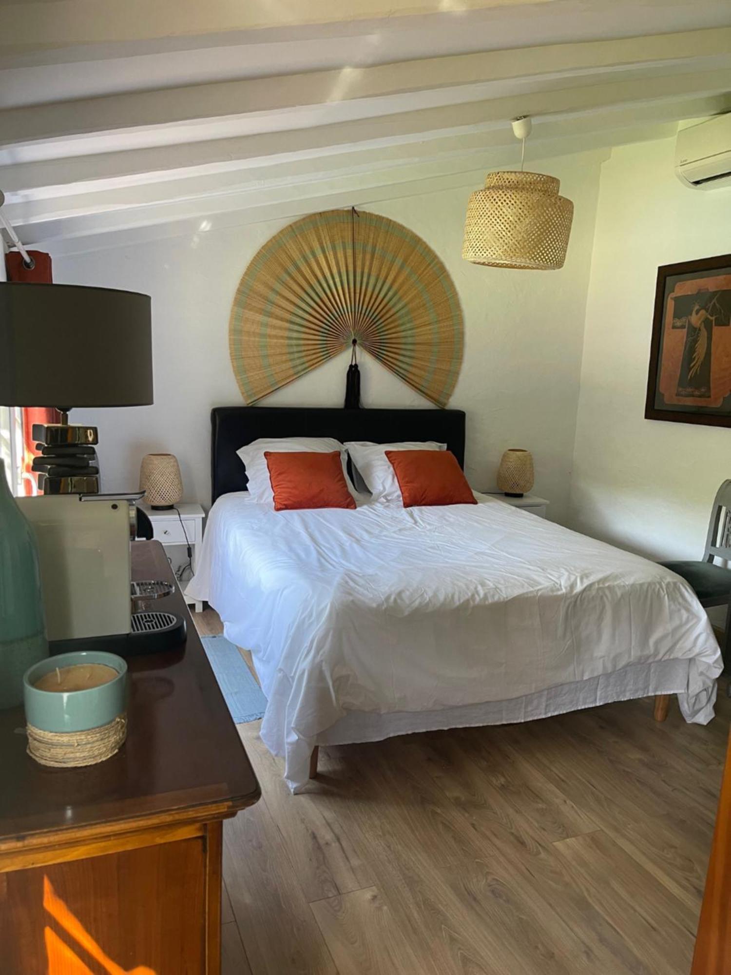 Bed & Breakfast La Borreliane Hyères